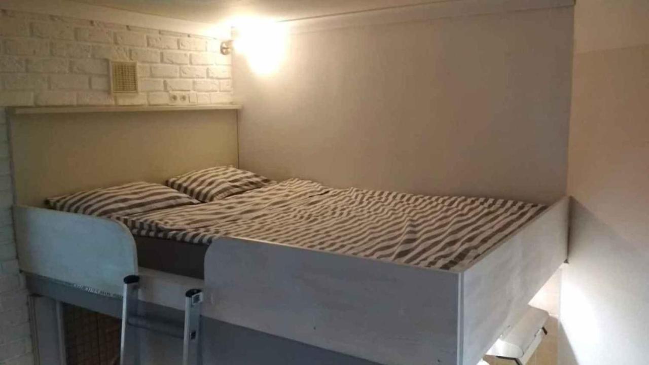 Apartment In Lviv City Center. Квартира В Центре Львова Εξωτερικό φωτογραφία
